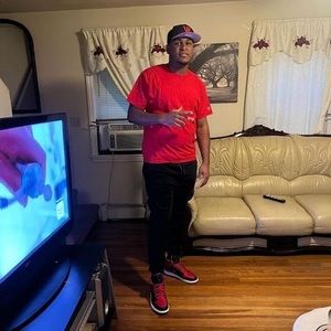 Meet your Posher, Yeison